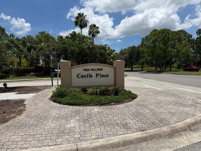 Building Photo - 8000 Carnoustie Pl