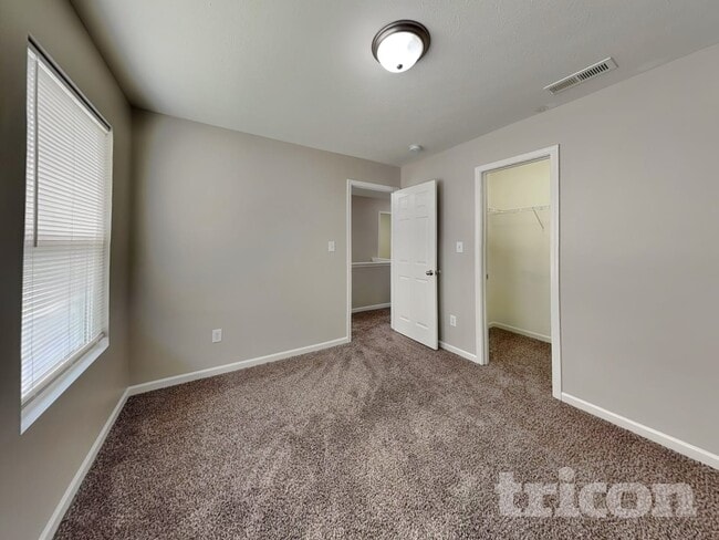 Building Photo - 2911 Wolfgang Way