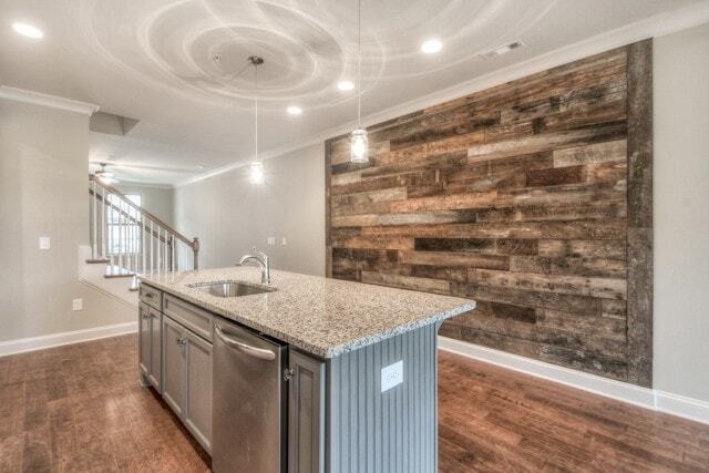 Building Photo - 1457 Channing Dr