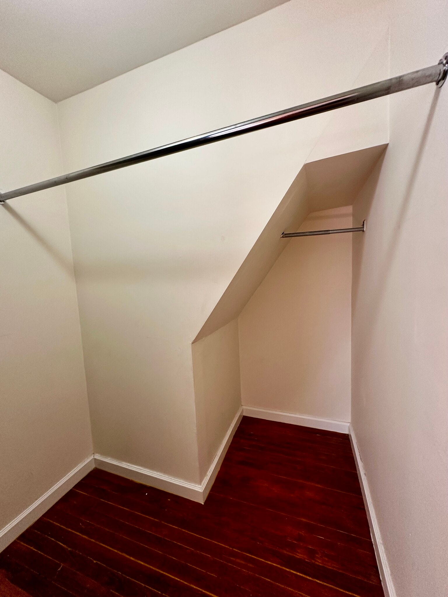Walk in Closet - 1585 Bergen Blvd