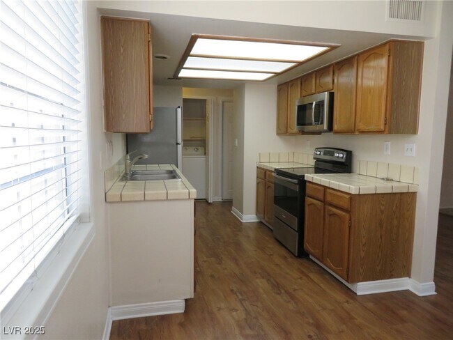 Building Photo - 4171 Gannet Cir