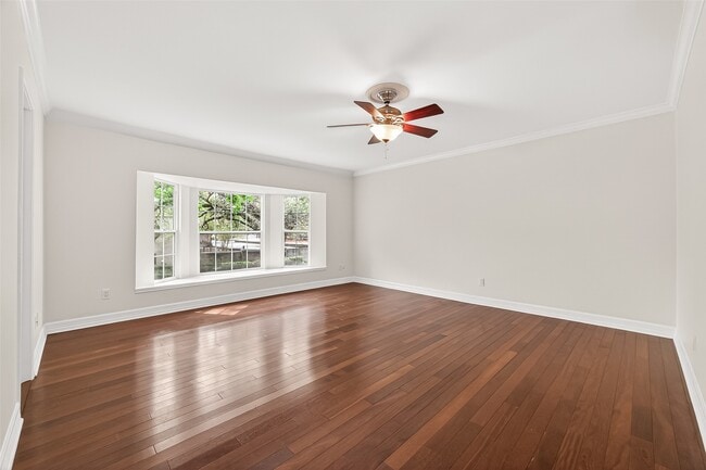 Building Photo - 13244 Trail Hollow Dr