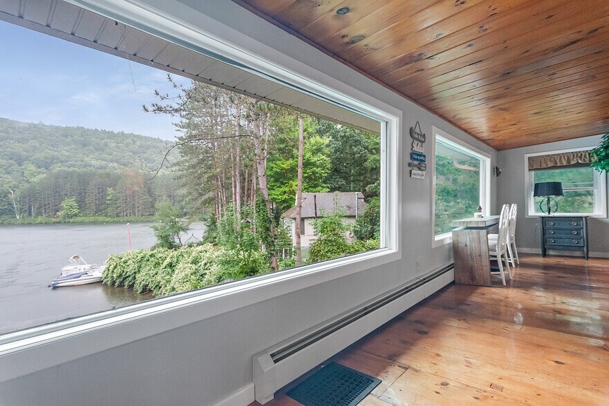 Building Photo - 156 Silliman Cove