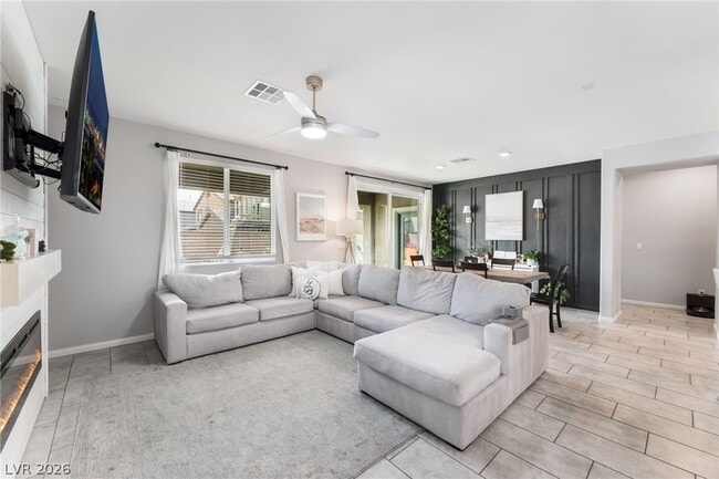 Building Photo - 7438 Ardenno St