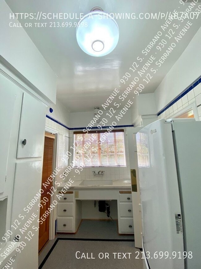 Building Photo - NO SECURITY DEPOSIT+1st MONTH IS FREE-FREN...