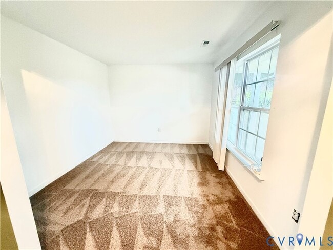 Building Photo - 3501 Thornsett Dr