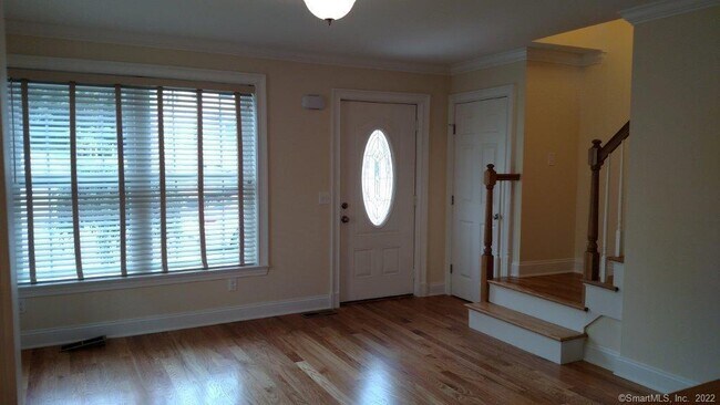 Building Photo - 1 Hamilton St