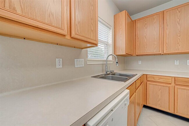 Building Photo - 6031 Bradworthy Dr