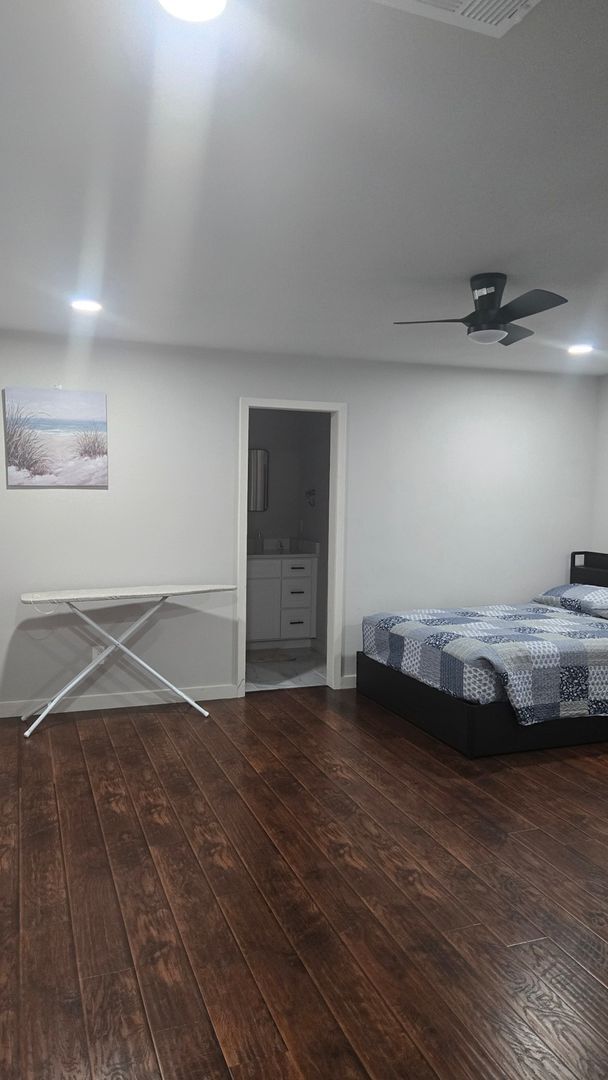 Building Photo - Spacious 4BR House in Dallas