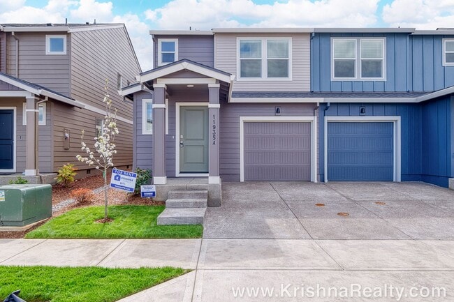 Building Photo - Beautiful NEW CONSTRUCTION 3 Bedroom 2.5 B...