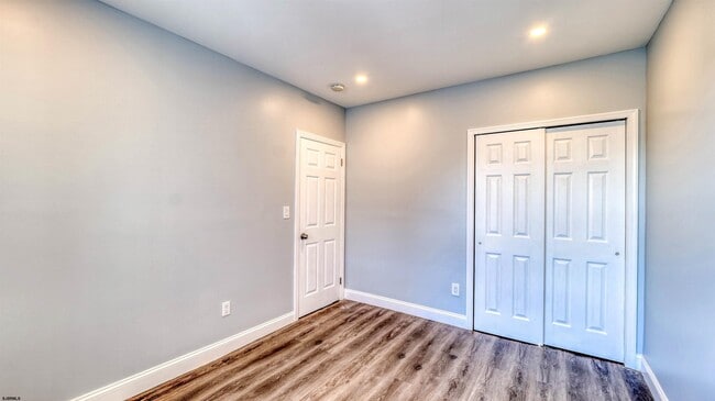 Building Photo - 5201 Ventnor Ave