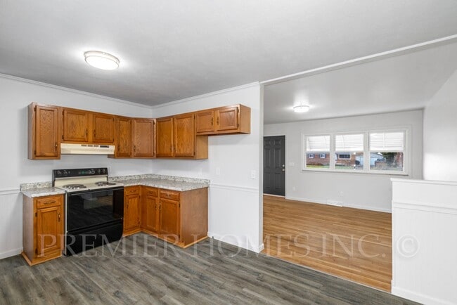 Building Photo - 3812 Root Ave NE