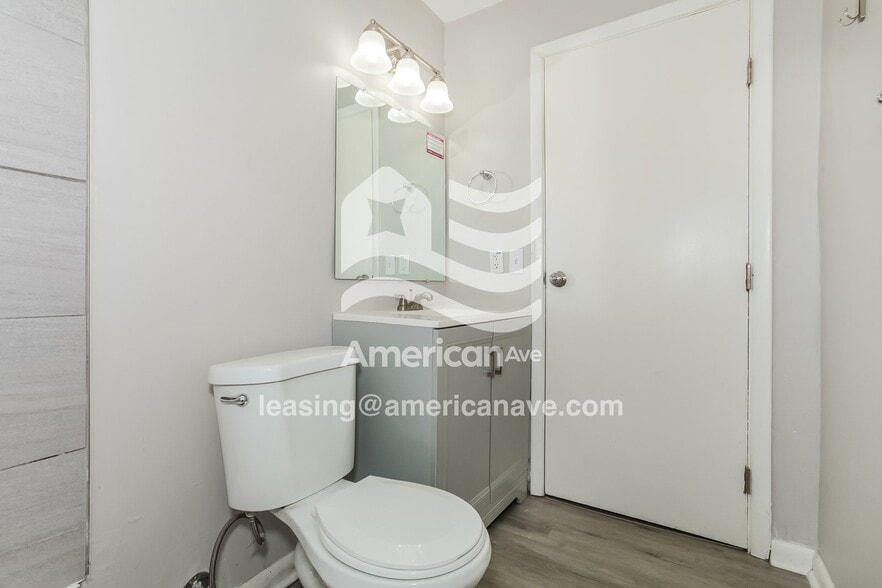 Building Photo - 6619 Daly Rd