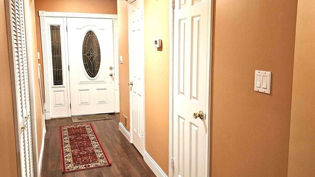 Building Photo - 37 Anderson Ct