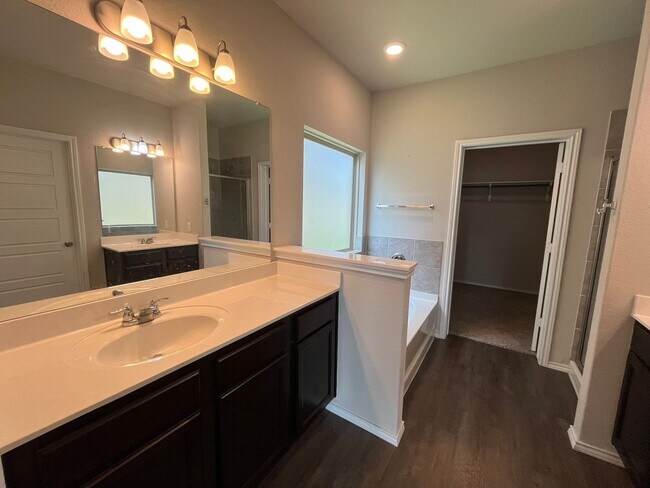 Building Photo - 7923 Navarro Mls