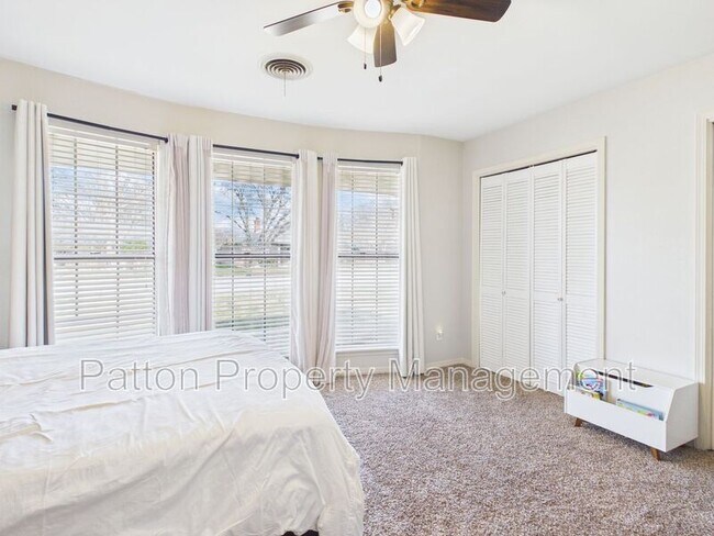 Building Photo - 7727 Cervin Dr