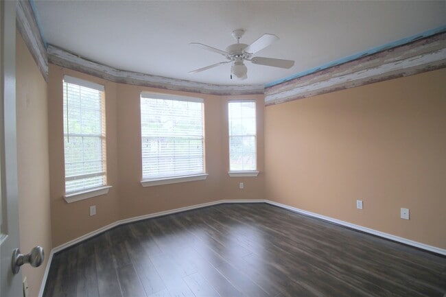 Building Photo - 19927 Black Canyon Dr