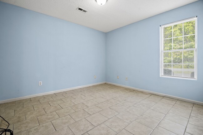 Building Photo - 1318 Harmony St