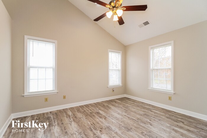 Building Photo - 365 Craver Pointe Dr