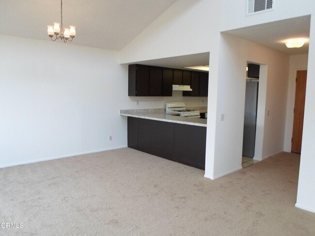 Building Photo - SPACIOUS PENTHOUSE - FOREST PROPERTIES
