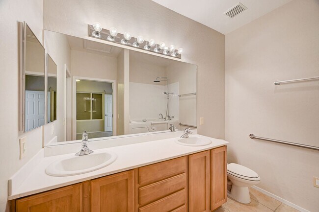 Building Photo - Sun City Aliante - Single Family Home