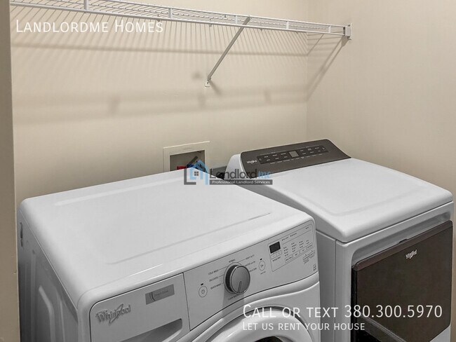 Building Photo - 8111 Royal Elm Dr