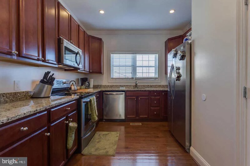 Building Photo - 4950 Fitch Pl NE