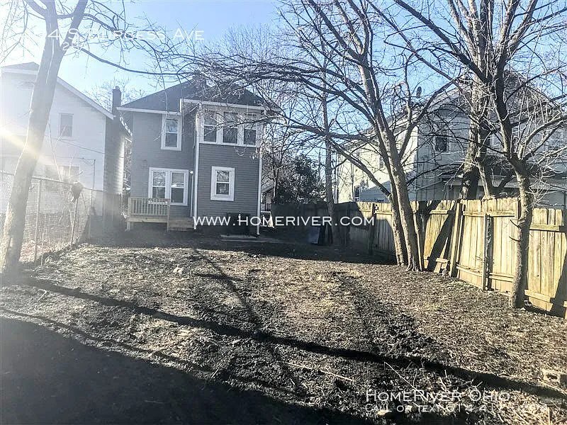 Building Photo - 464 S Burgess Ave