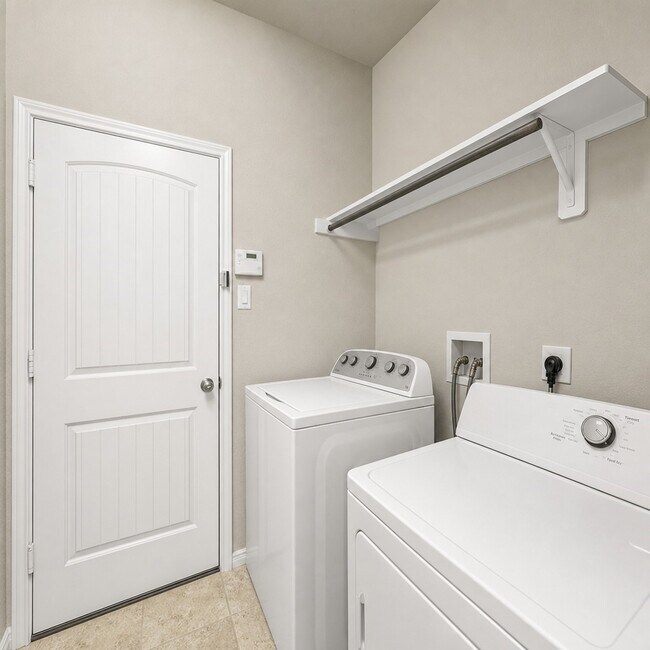 Building Photo - 2135 Harmon Crest Ct