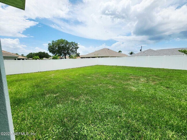 Building Photo - 27 Farmsworth Dr