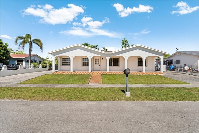 Building Photo - 30323 SW 152nd Pl