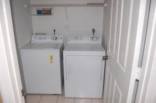 Building Photo - 4546 NW 7th Pl