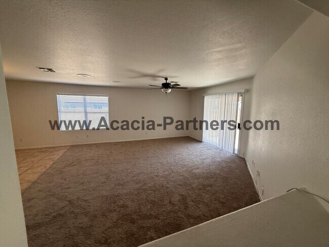 Building Photo - Three bedroom home in Mesquite Ranch