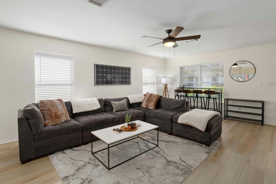 Building Photo - 8513 Kansas River Dr