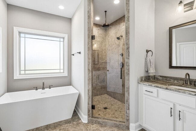 Building Photo - 8325 Turnbull Dr