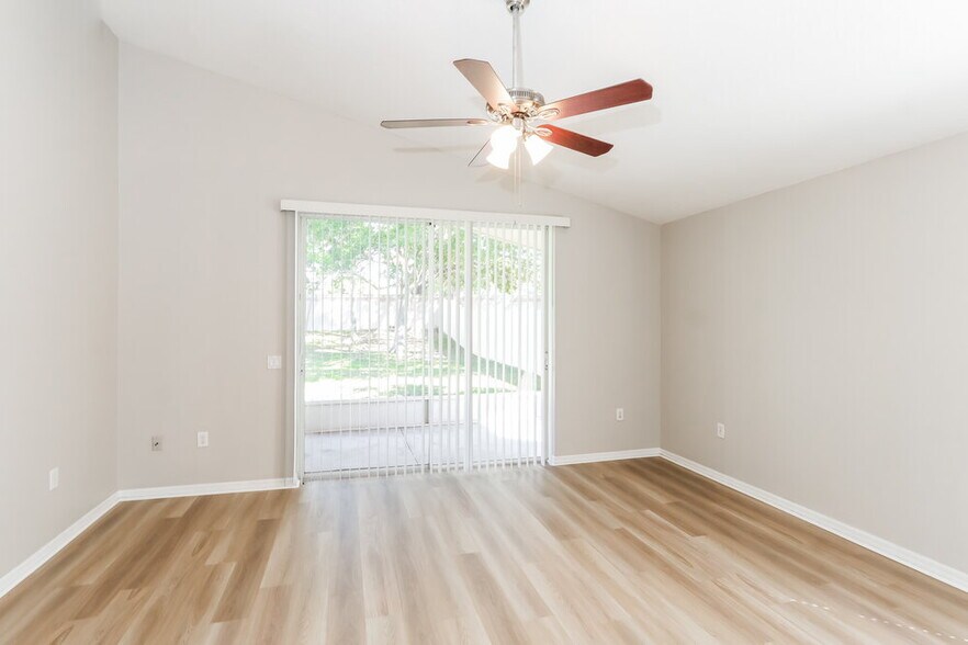 Building Photo - 9123 Egret Cove Cir