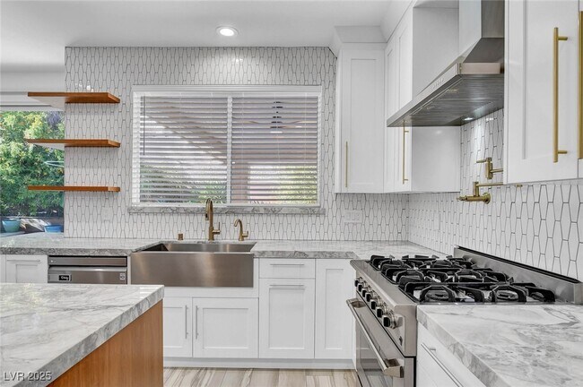 Building Photo - 9704 Cameo Rose Ln