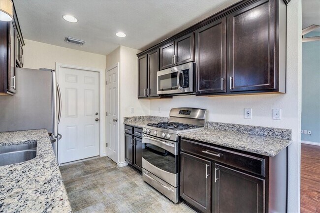 Building Photo - 507 Gregory Cove