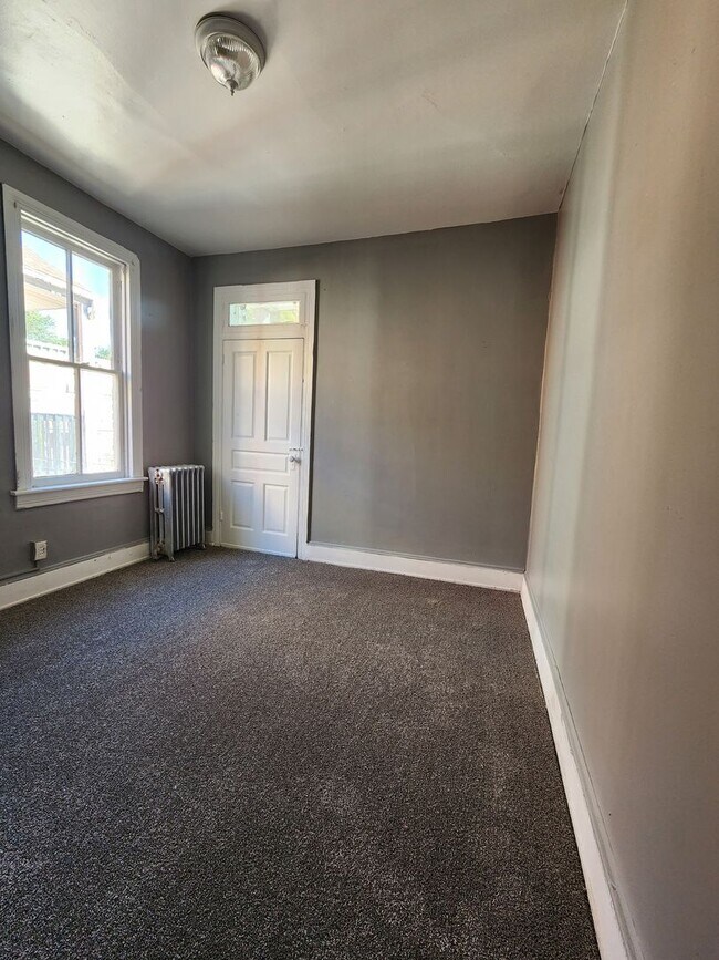 Building Photo - 255 S Belvidere Ave