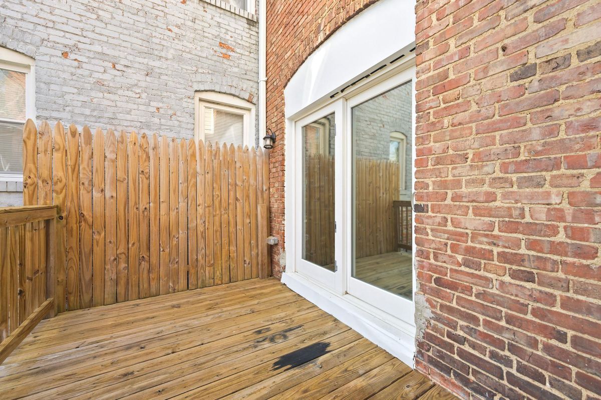 Building Photo - 665 Dumbarton Ave