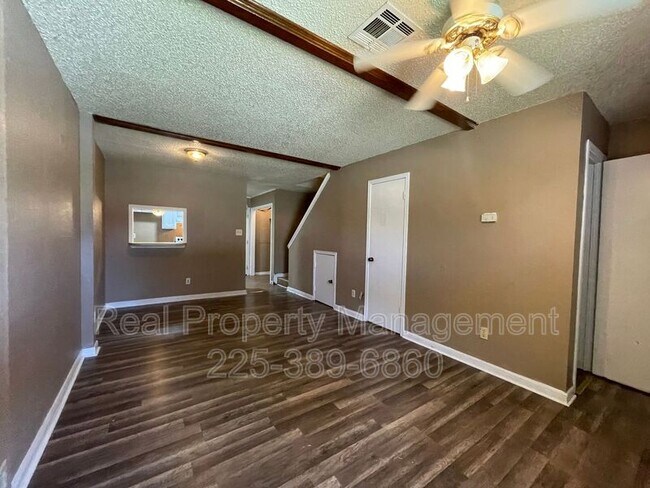 Building Photo - 750 Hospital Rd