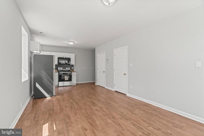Building Photo - 1018 S 52nd St