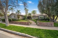 Building Photo - 4571 Canoga Dr