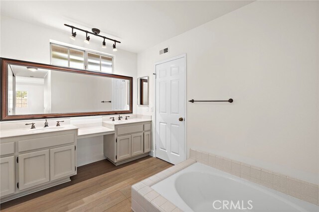 Building Photo - 28182 Bluebell Dr