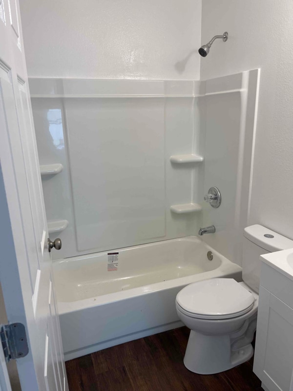 Building Photo - 607 Howard Ave