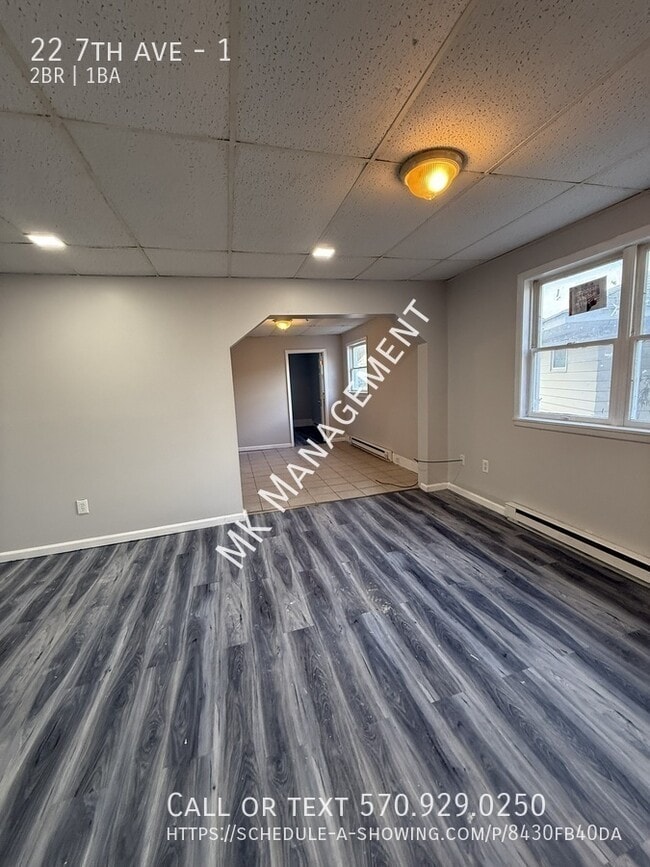 Building Photo - 22 7th Ave