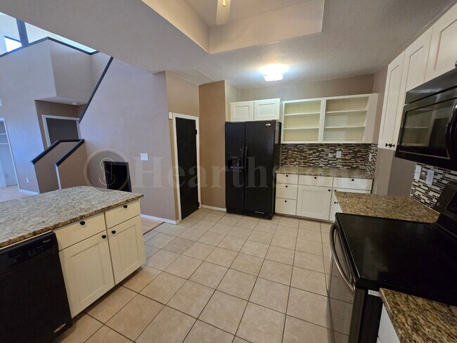 Building Photo - 1307 Gidding St