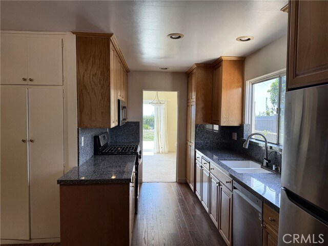 Building Photo - 28845 Briarhurst Dr