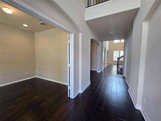 Building Photo - 1613 Rimstone Dr