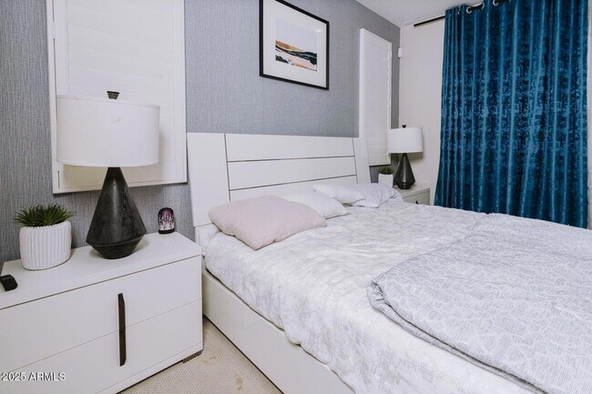 Building Photo - 13848 S 177th Ln